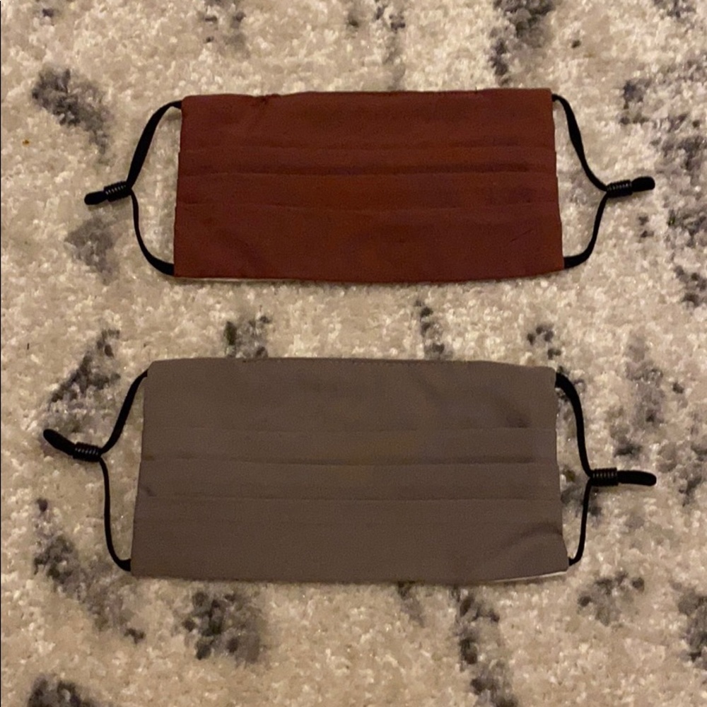 2 athleta girl face masks adjustable beads NWOT